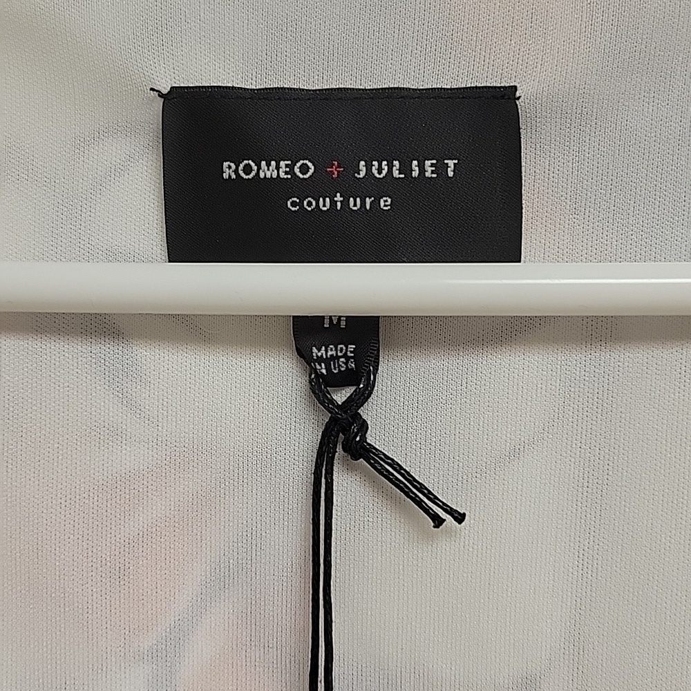 Romeo + Juliet, women's Couture Floral Maxi Dress with V-Neck, Medium NWT - Picture 5 of 10